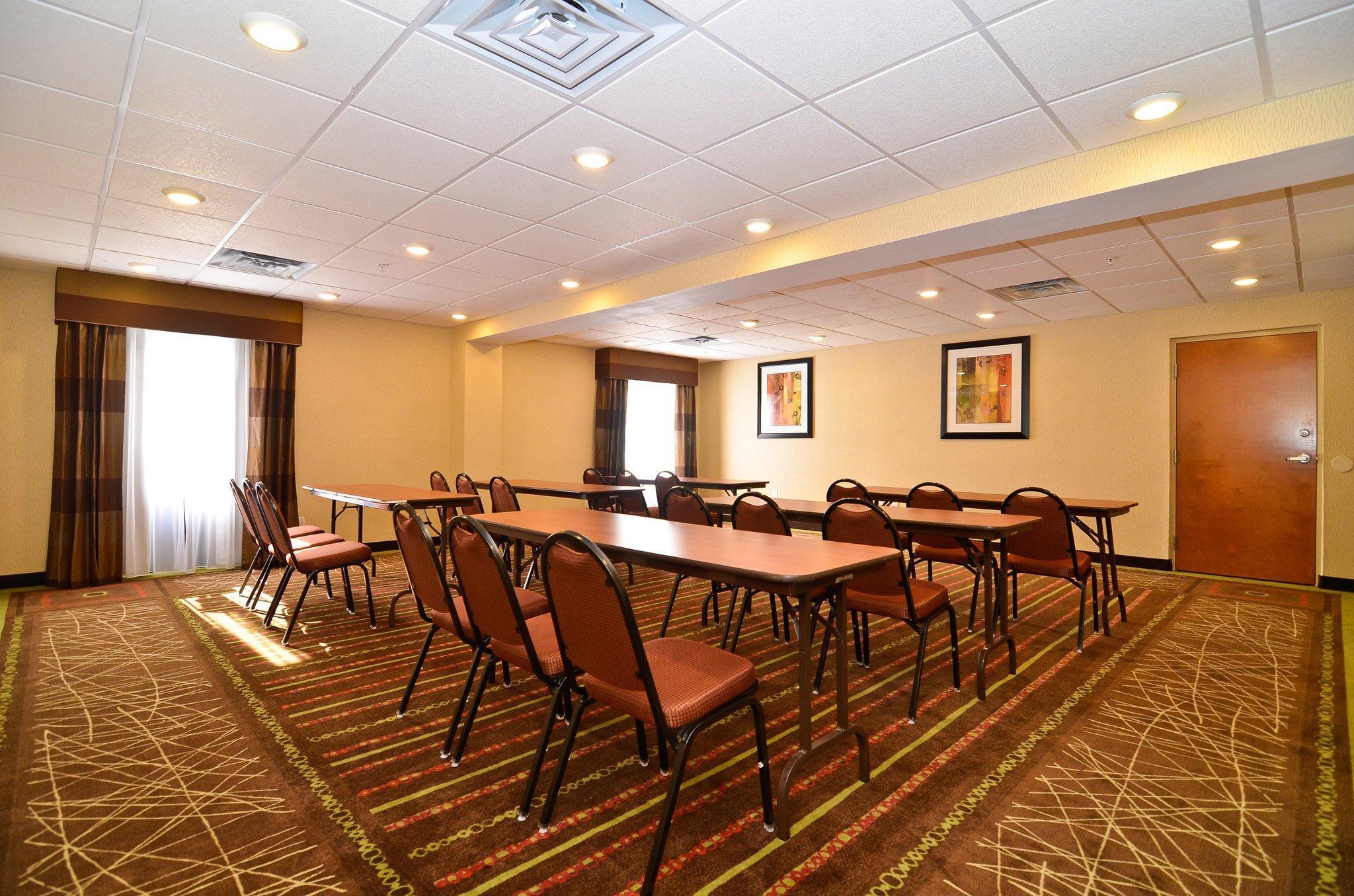 Holiday Inn Express Atlanta-Stone Mountain By Ihg Buitenkant foto