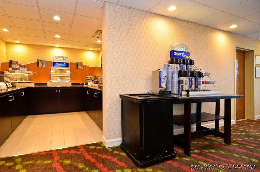 Holiday Inn Express Atlanta-Stone Mountain By Ihg Buitenkant foto